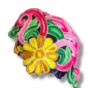 Allmoge Broderade blommor