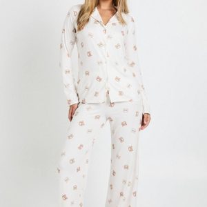 boohoo Dam Björnmönstrad långärmad skjorta & byxor pyjamasset | Beige | Storlek 44