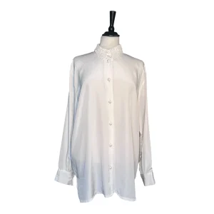 VIT BLUS MED VIRKAD KRAGE (L-XL)